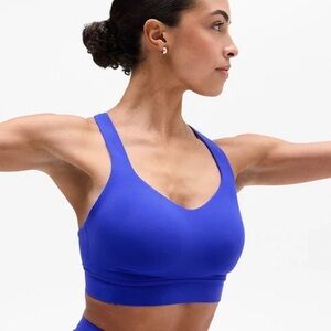 NWT Athleta Perfect Form Varsity Bra Size Medium Best for D-DD Cups. (#601675)